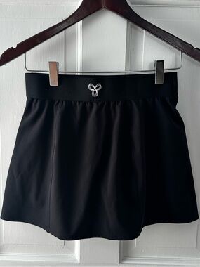 Aritzia - TNA Skort